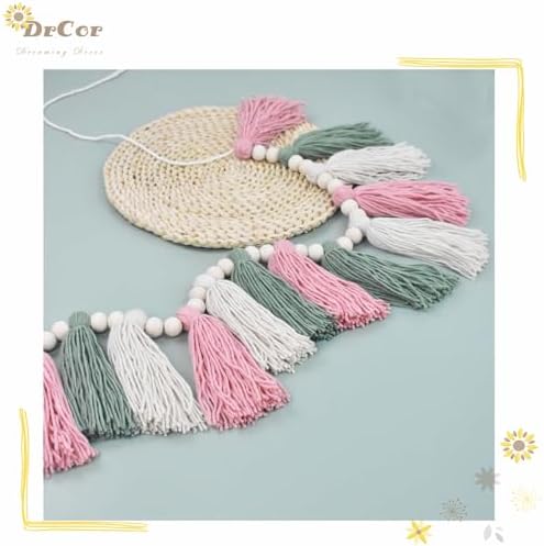 DrCor Boho Pink Sage Green Tassel Garland