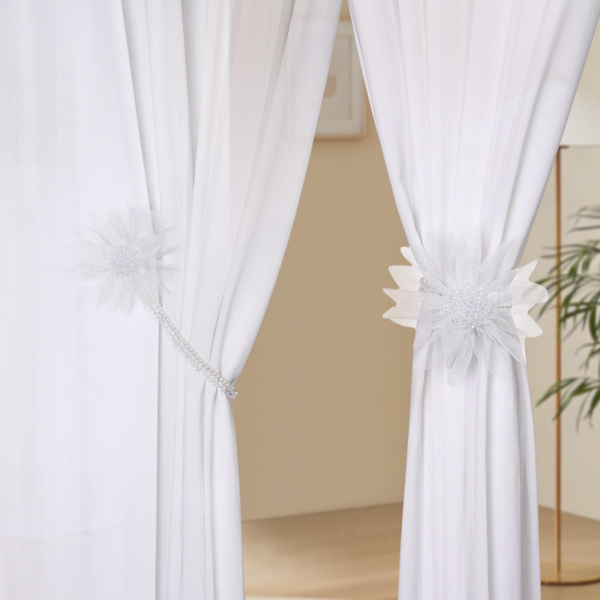 SUQ I OME 2 Pack Crystal Flower Magnetic Curtain Tieback Holdback