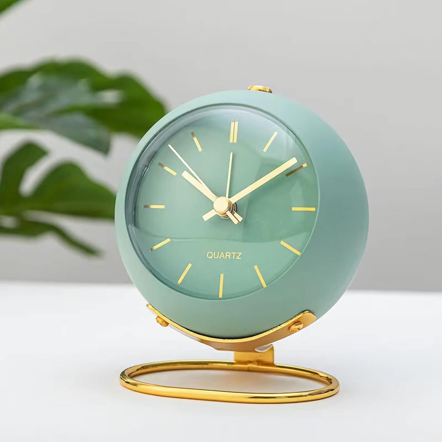 SHISEDECO Classic Tabletop Alarm Clock with Night Light