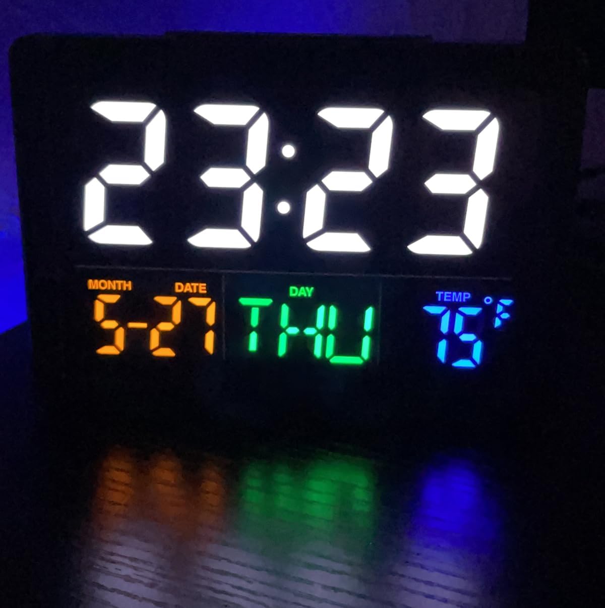 WQV Digital Alarm Clock with Calendar and Temperature Display