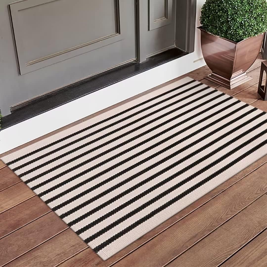 LEEVAN Washable Proch Rug Soft Entryway 23x36 Black and White Area Rug