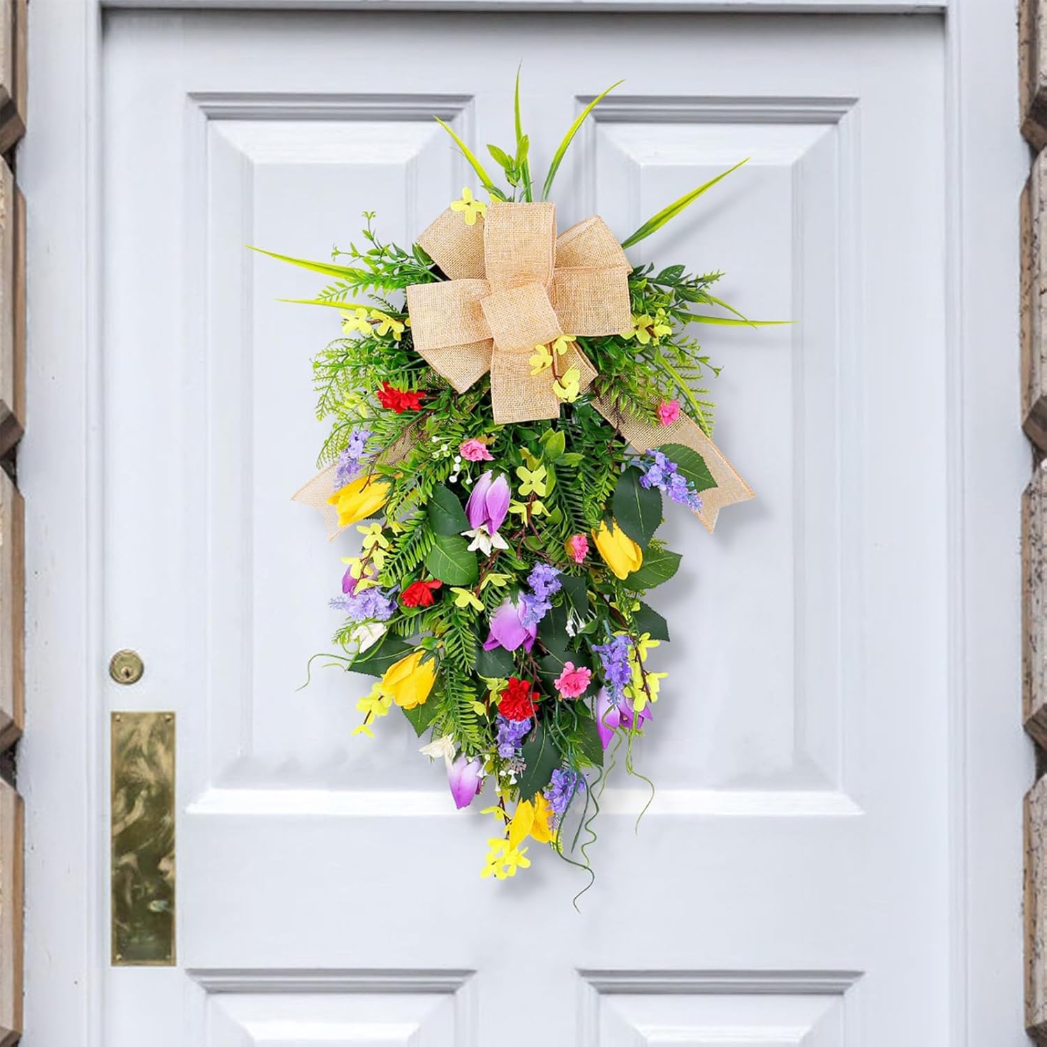 Tulips Teardrop Swag Decorative Wall Decor with Greenery