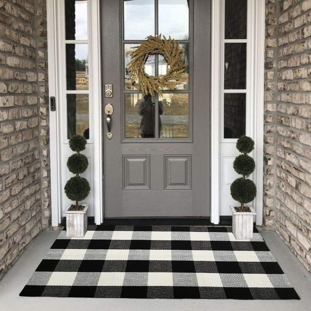 Buffalo Plaid Outdoor Rug 24 x 37 Black White Check