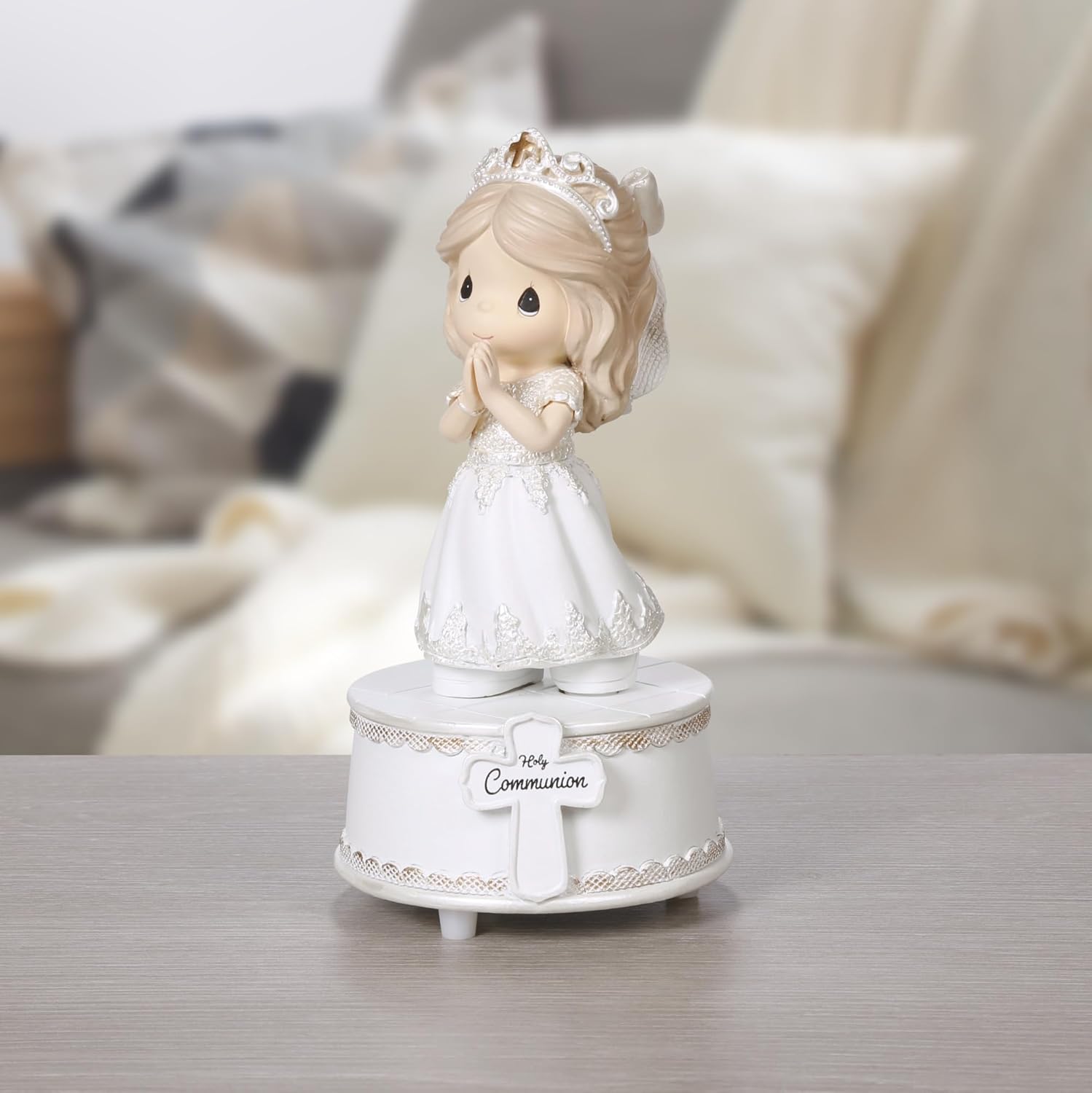 Precious Moments Holy Communion Girl Musical Figurine Plays The Lords Prayer