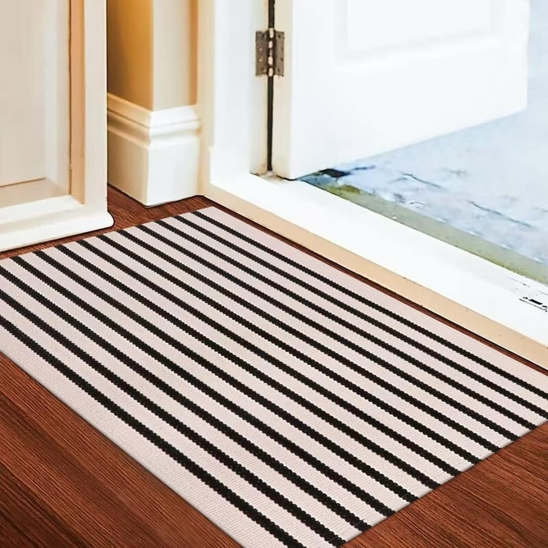 LEEVAN Washable Proch Rug Soft Entryway 23x36 Black and White Area Rug